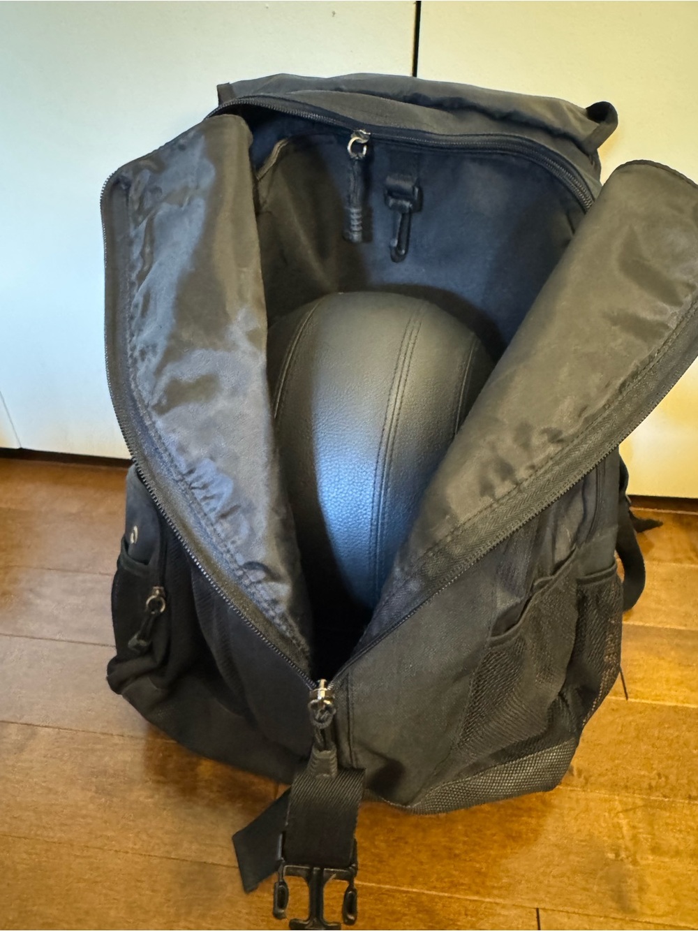 Harley Davidson Heavy Duty Padded Helmet Backpack Multi Compartment - Picture 6 of 16